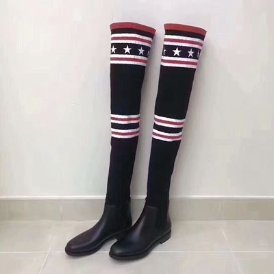 奢侈品海外代購新風向 服裝鞋帽與日用品消費升級中的機遇與挑戰